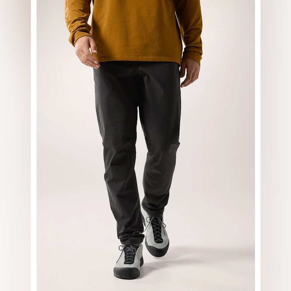 Set of 2 Men’s Arc’teryx Levon Pant
